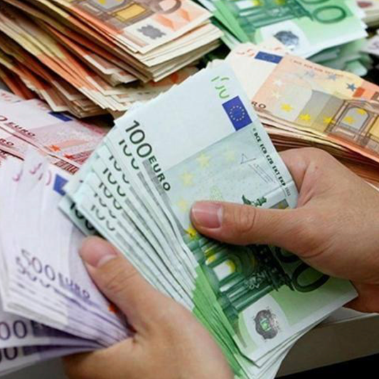 Conto corrente: prelievi bancomat superiori a 1.000 euro e 5.000 euro. Controlli sul conto corrente da parte dell’Agenzia delle Entrate e sanzioni.